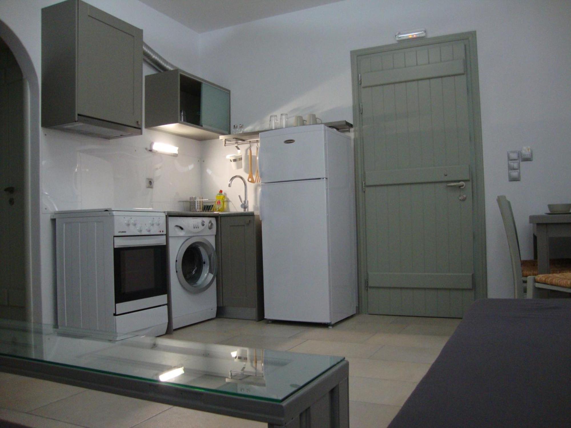 Anima Apartments Folegandros Town Exterior photo