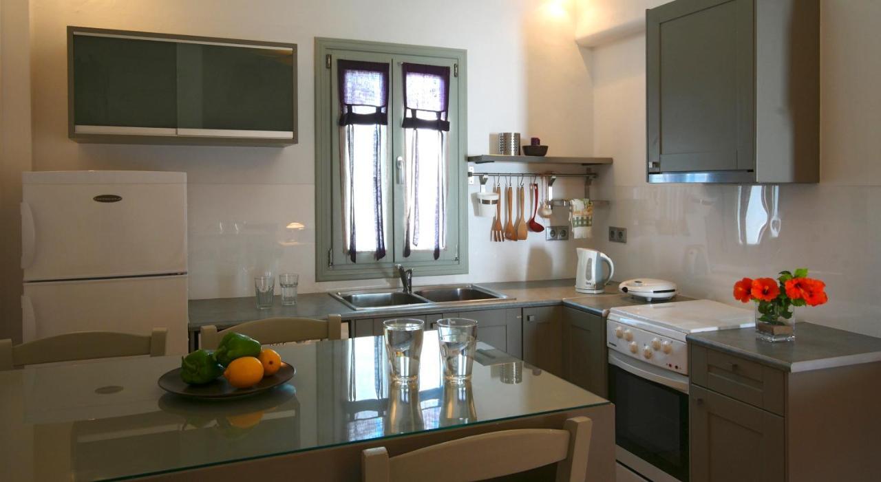 Anima Apartments Folegandros Town Exterior photo