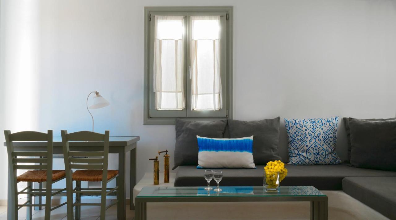 Anima Apartments Folegandros Town Exterior photo